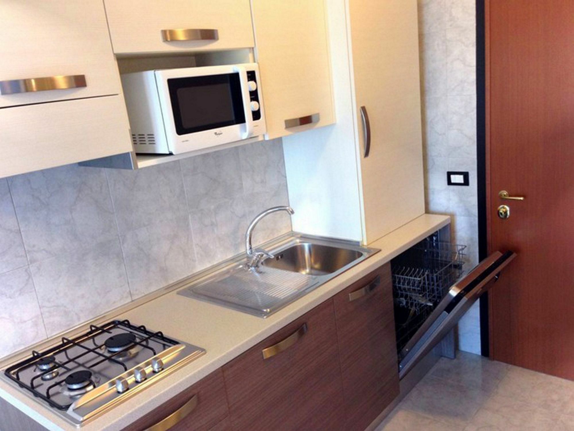 Residence Silver Sail بيبيوني المظهر الخارجي الصورة